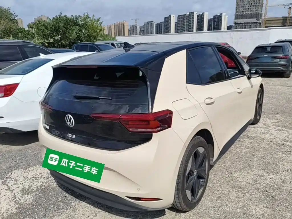 Volkswagen ID.3 2025 facelift, smart version, extremely smart version купить на сайте DeffCars