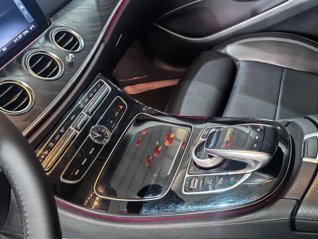 Mercedes-Benz E-Class 2017 E 200 L 4MATIC купить на сайте DeffCars