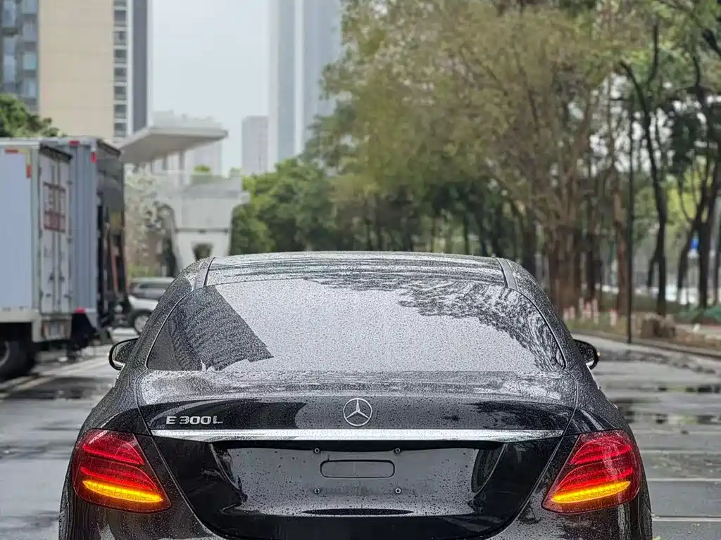 Mercedes-Benz E-Class 2020 E 260 L купить на сайте DeffCars