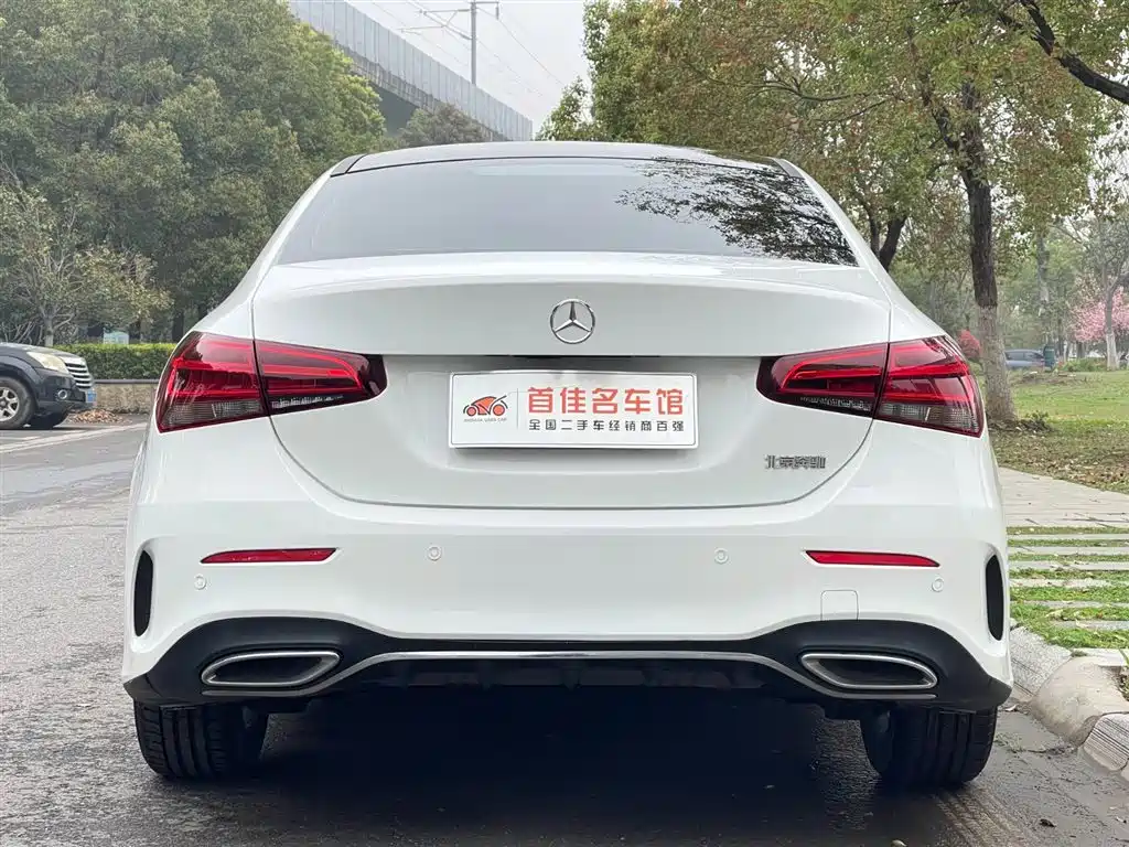 Mercedes-Benz A-Class 2022 facelift A 180 L sports sedan купить на сайте DeffCars