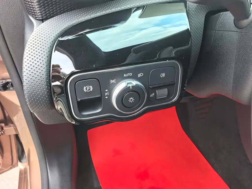 Mercedes-Benz A-Class 2020 A 200 L Sports Sedan купить на сайте DeffCars