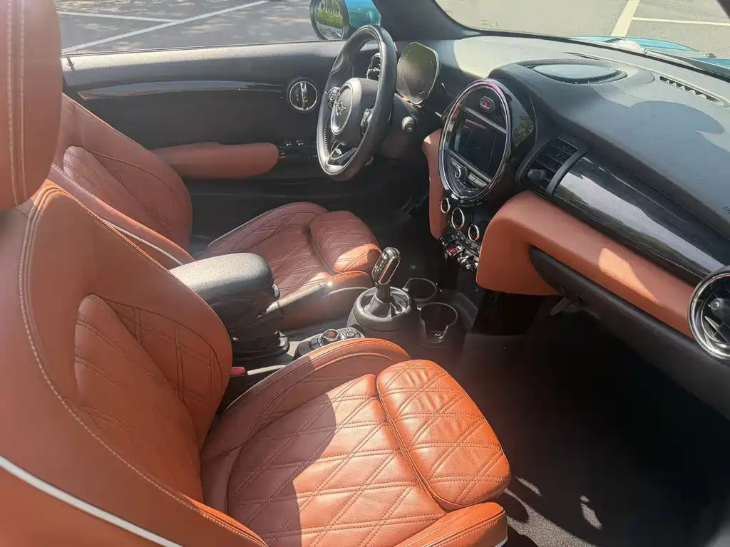 MINI 2021 1.5T COOPER CABRIO Artist купить на сайте DeffCars