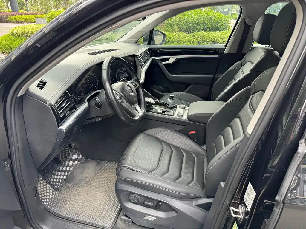 Touareg 2019 3.0TSI Ruifeng Edition National VI купить на сайте DeffCars