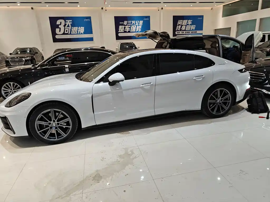 Panamera 2024 Panamera Executive Extended Edition 2.9T купить на сайте DeffCars