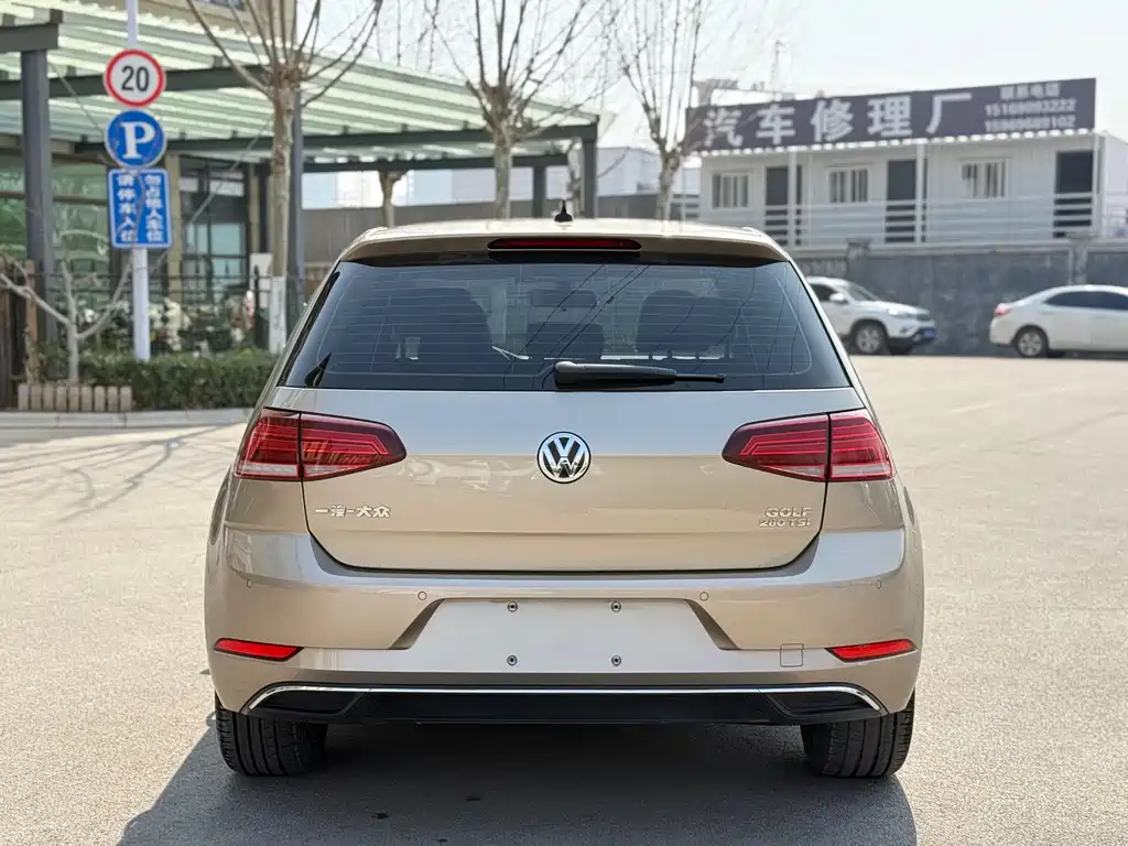 Golf 2020 280TSI DSG comfort model купить на сайте DeffCars