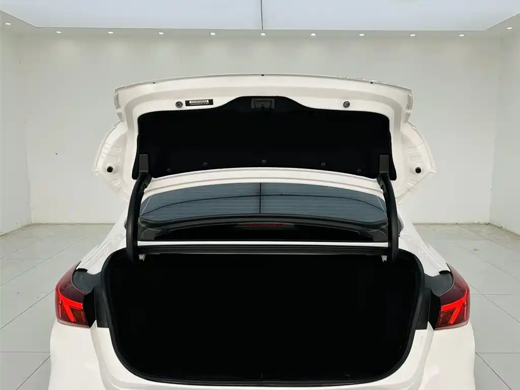 EADO 2022 PLUS Blue Whale NE 1.4T GDI DCT Premium Edition купить на сайте DeffCars