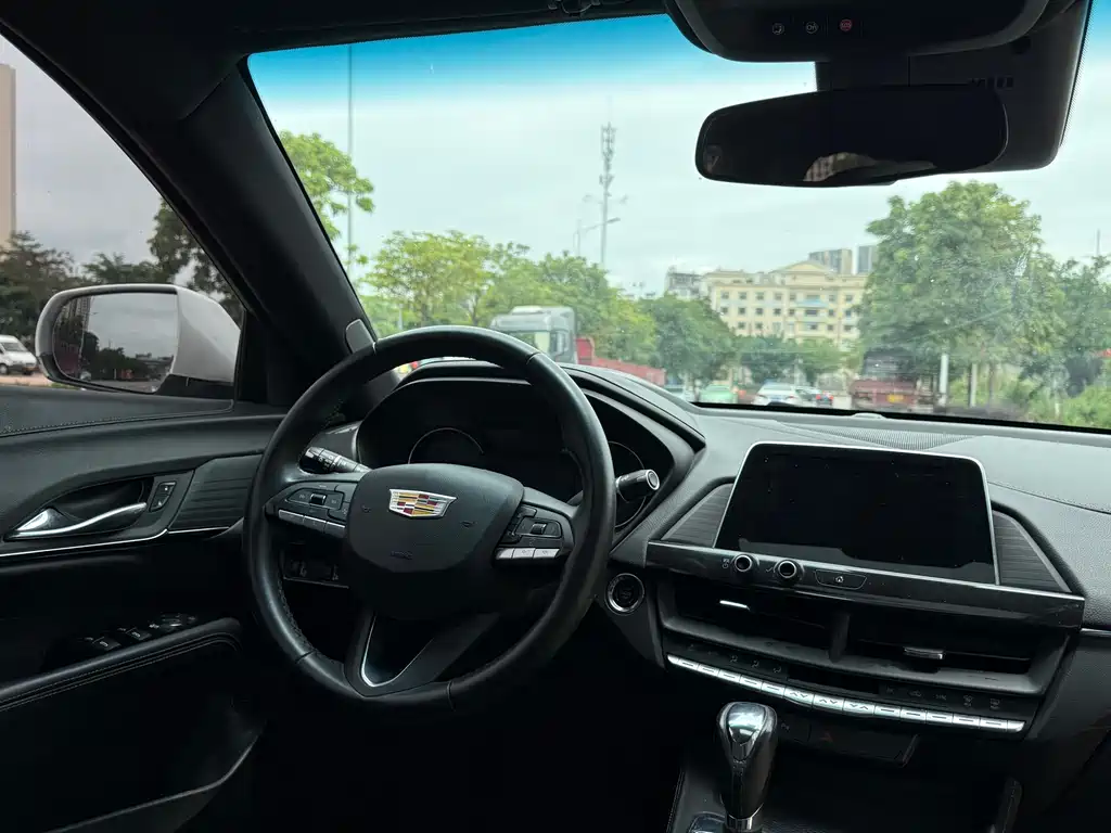 Cadillac CT4 2023 25T luxury model купить на сайте DeffCars