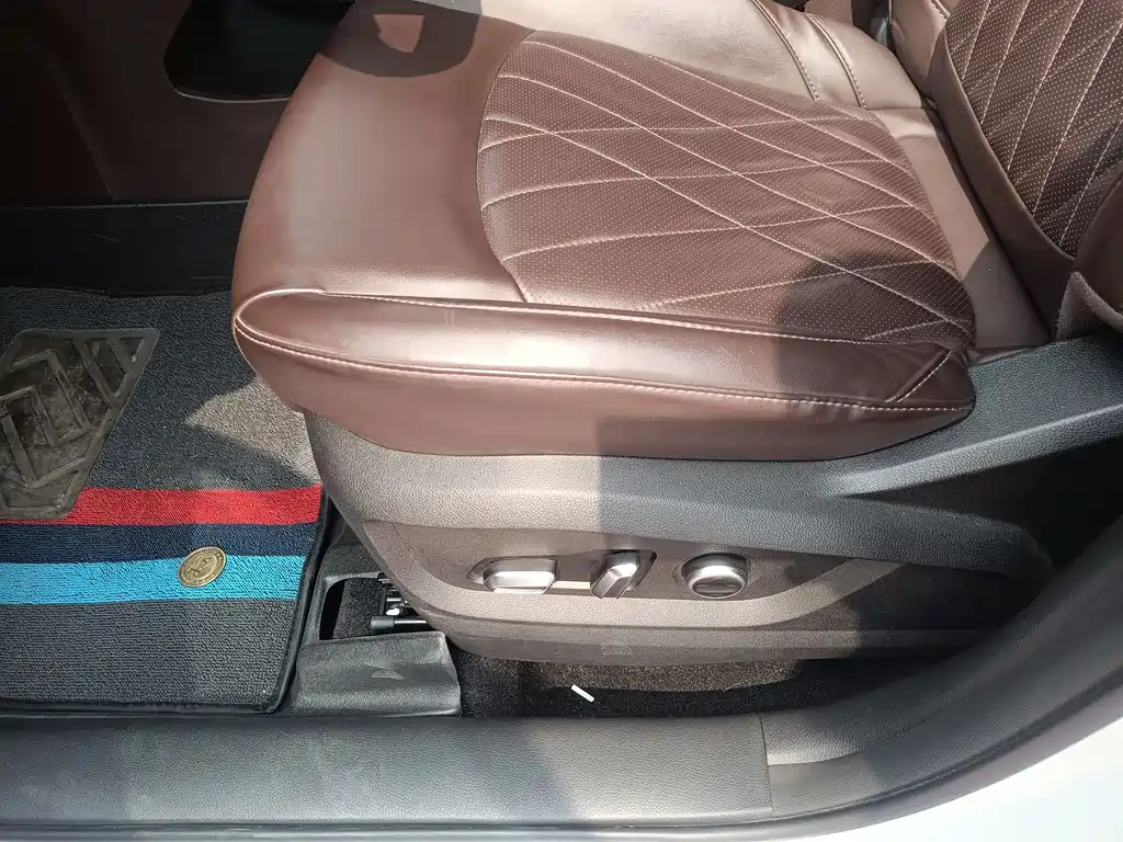 Tiggo 8 PRO 2024 Champion Edition 390T 2WD Peak Edition 5 seats купить на сайте DeffCars