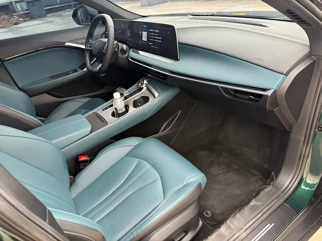 MG7 2023 2.0T Automatic Beauty Hunting Luxury Edition купить на сайте DeffCars