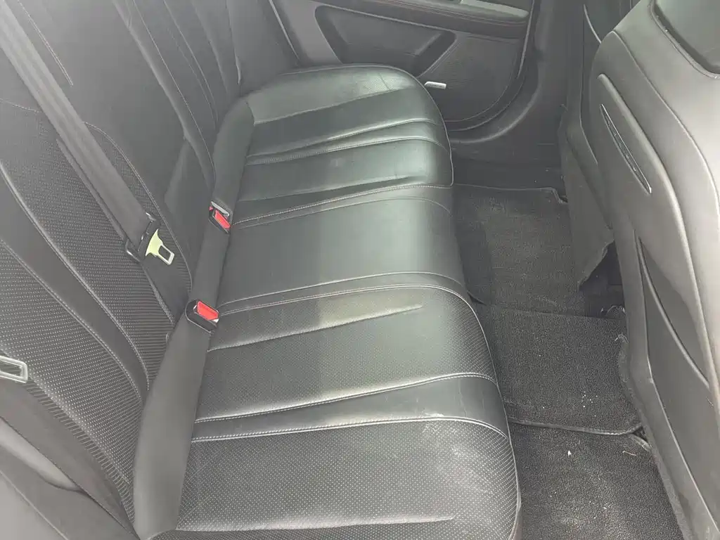 Xpeng P7 2022 model 625E купить на сайте DeffCars