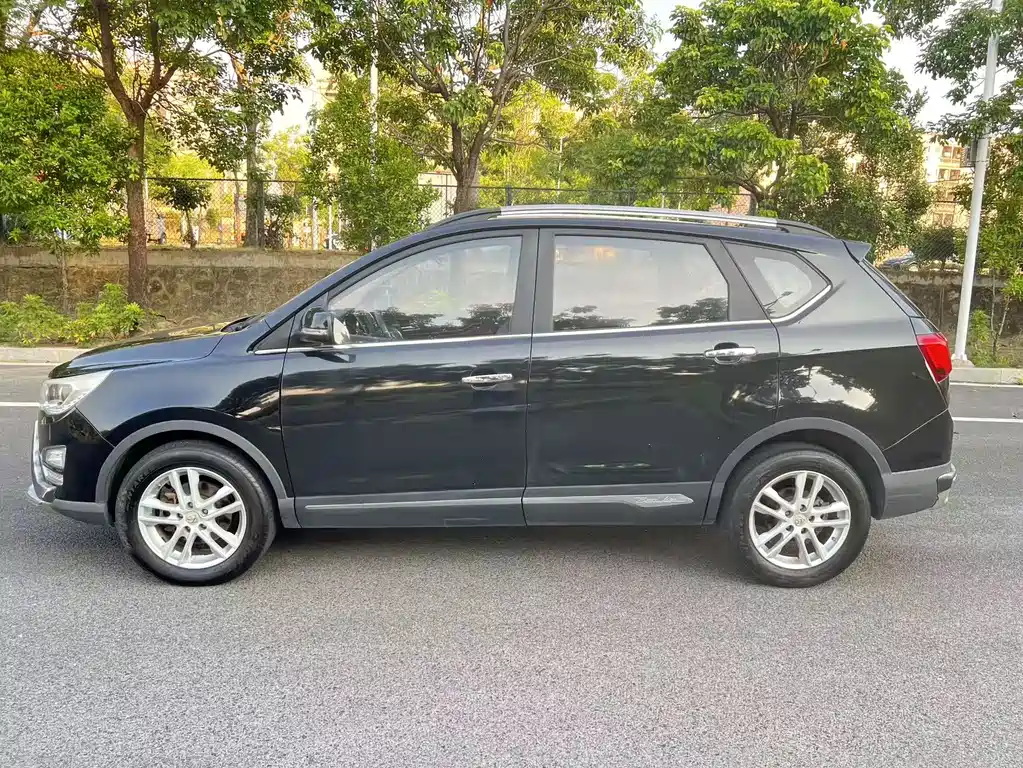 Baojun 560 2016 1.8L iAMT Elite купить на сайте DeffCars