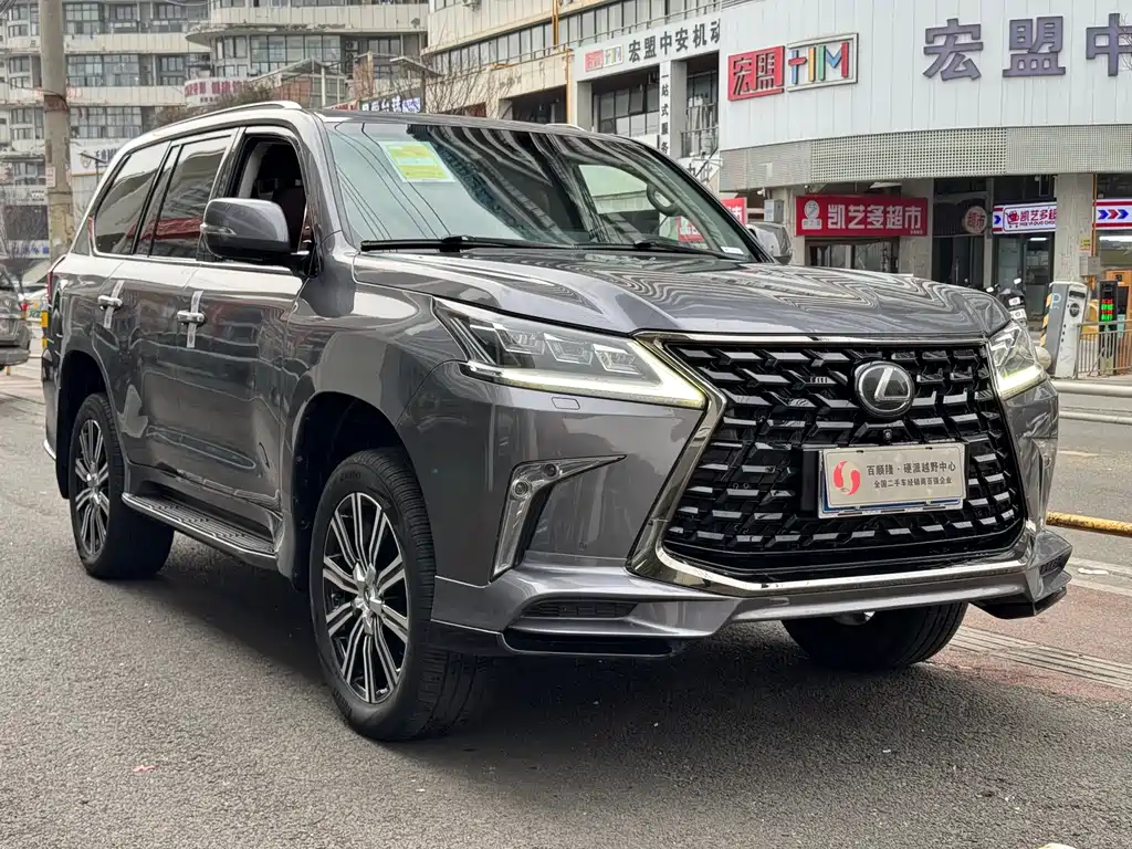 Lexus LX 2017 570 Premium Luxury Edition купить на сайте DeffCars