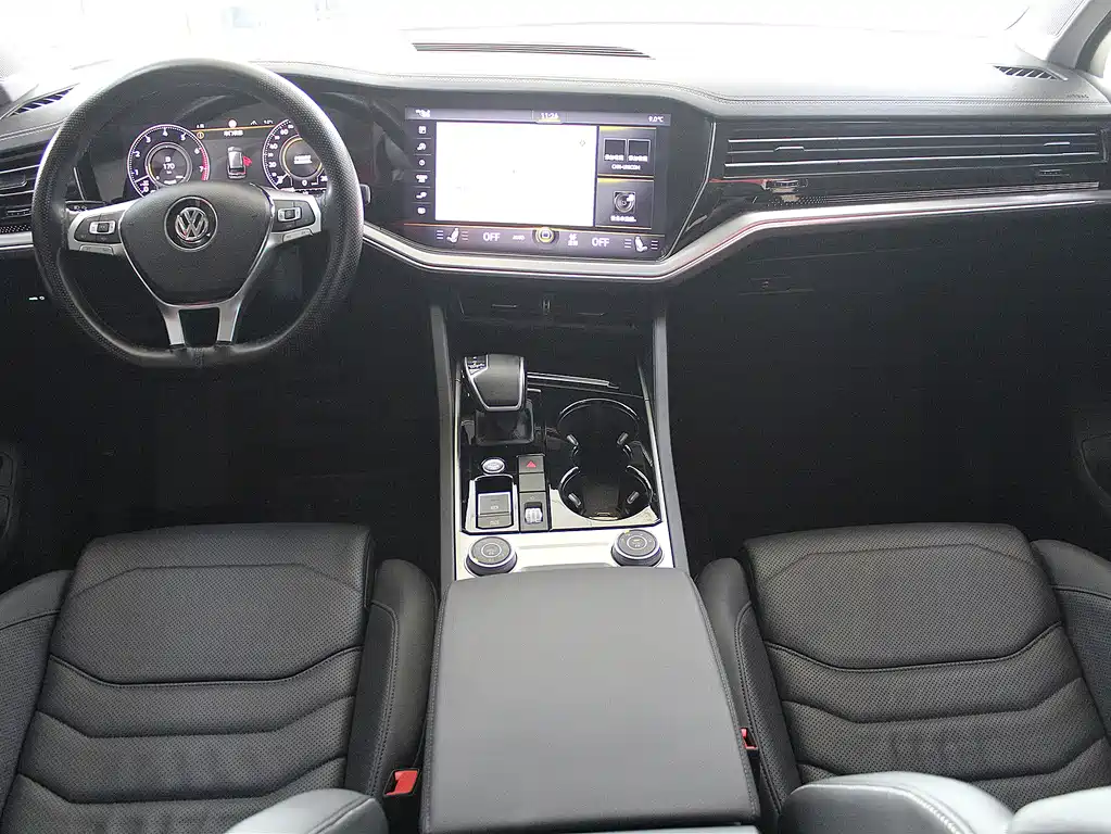 Touareg 2019 3.0TSI Ruifeng Edition National VI купить на сайте DeffCars