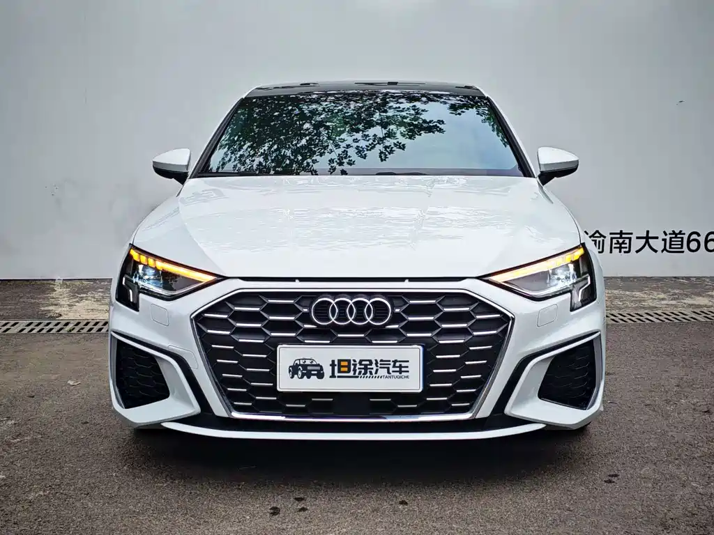 Audi A3 2022 Sportback 35 TFSI stylish and sporty купить на сайте DeffCars