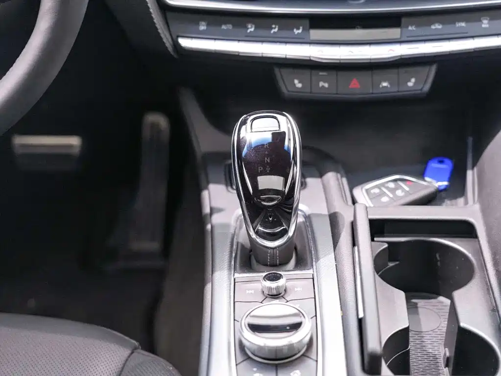 Cadillac CT5 2023 28T Premium Model купить на сайте DeffCars