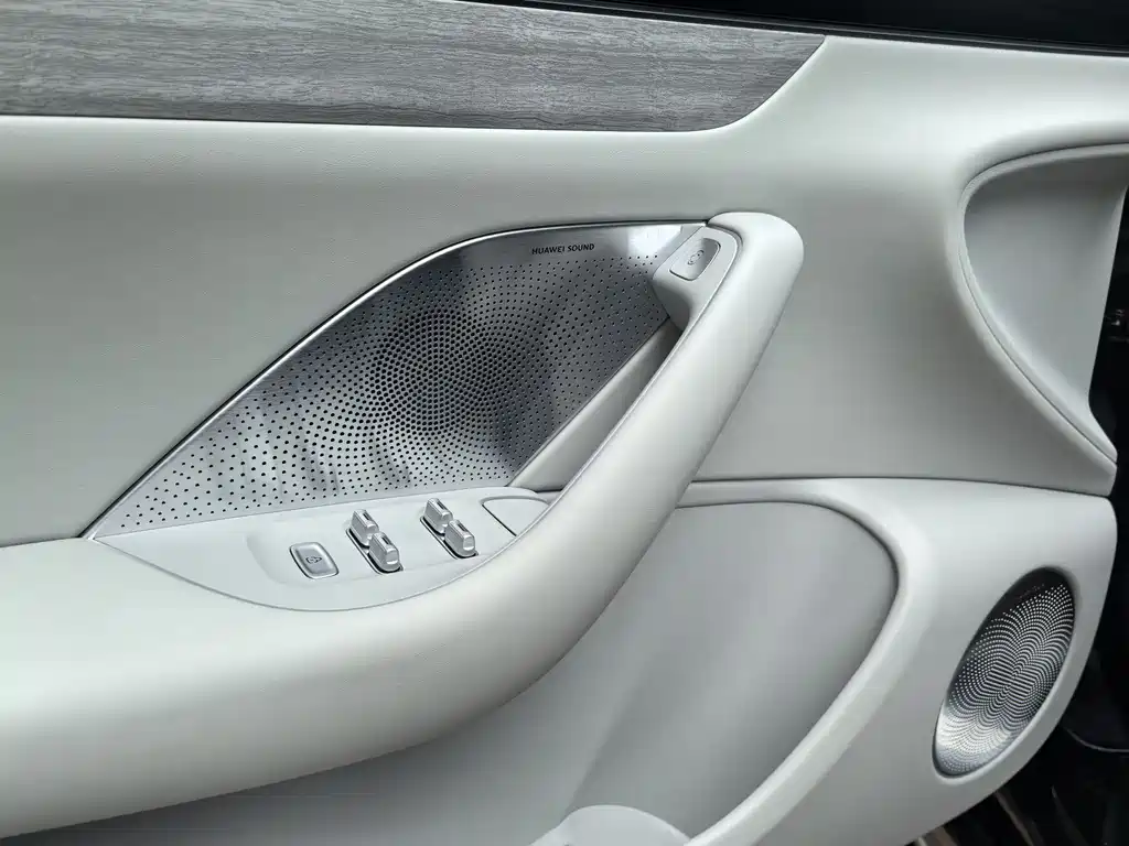 Zhijie S7 2024 Pro купить на сайте DeffCars