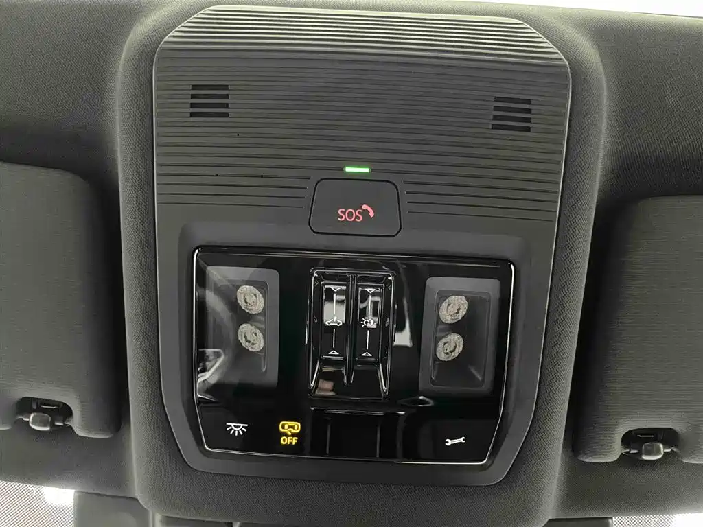Tiguan L 2024 PRO 380TSI four-wheel drive R-Line Zhizun Edition купить на сайте DeffCars