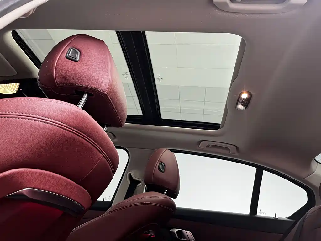 BMW i3 2024 eDrive 35 L купить на сайте DeffCars