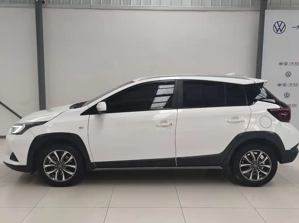 YARiS L Zhixuan 2021 Zhixuan X 1.5L CVT Deluxe Edition купить на сайте DeffCars