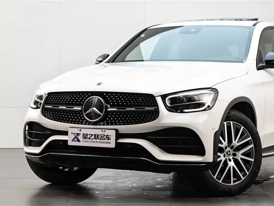 Mercedes-Benz GLC Coupe 2023 GLC 300 4MATIC Coupe SUV купить на сайте DeffCars