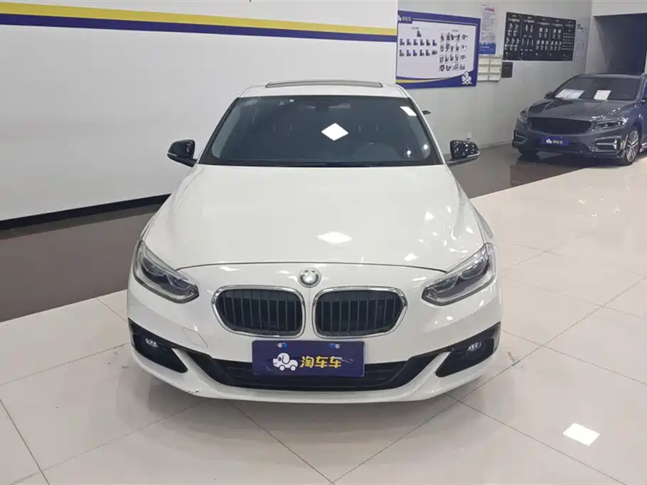 BMW 1 Series 2018 118i Sports купить на сайте DeffCars