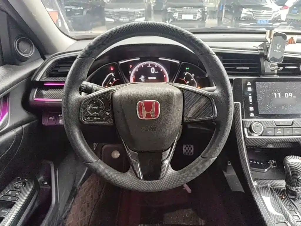 Civic 2019 220TURBO CVT Combustion Edition Country VI купить на сайте DeffCars