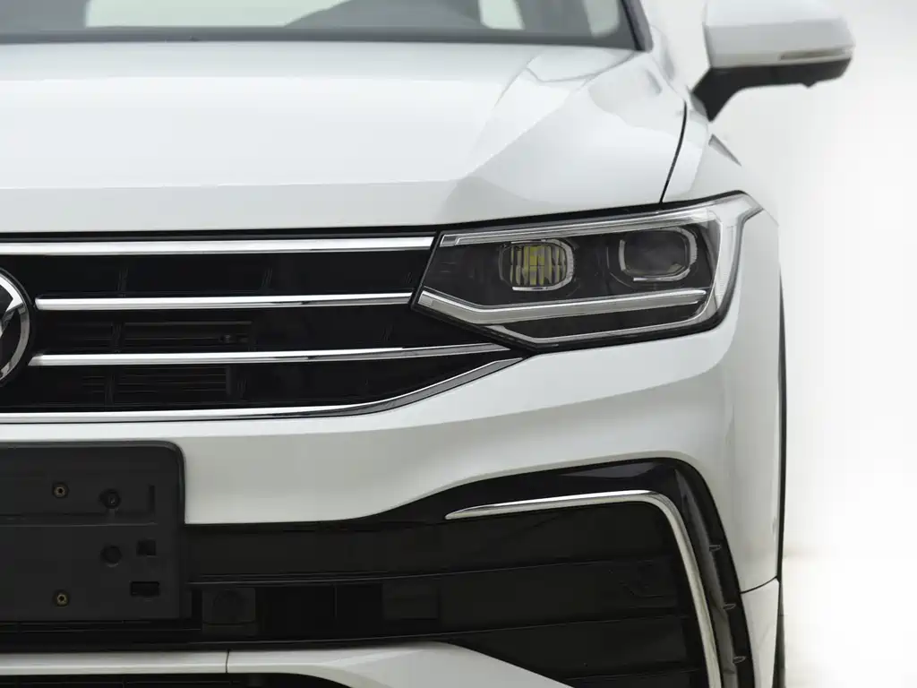 Tiguan L 2024 Outstanding Model 330TSI Automatic Two-wheel Drive Dragon Edition купить на сайте DeffCars