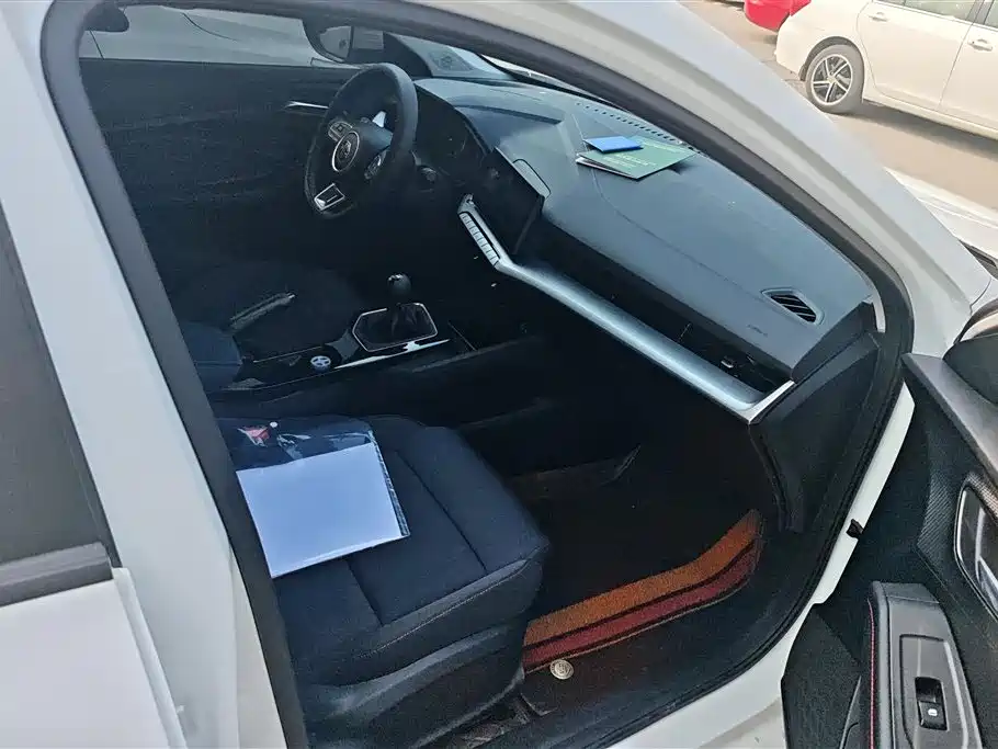 MG5 2023 180DVVT manual fashion version купить на сайте DeffCars