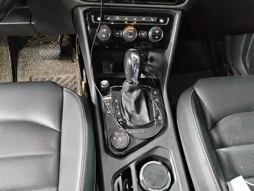 Tuyue 2020 facelift 330TSI four-wheel drive flagship version National VI купить на сайте DeffCars