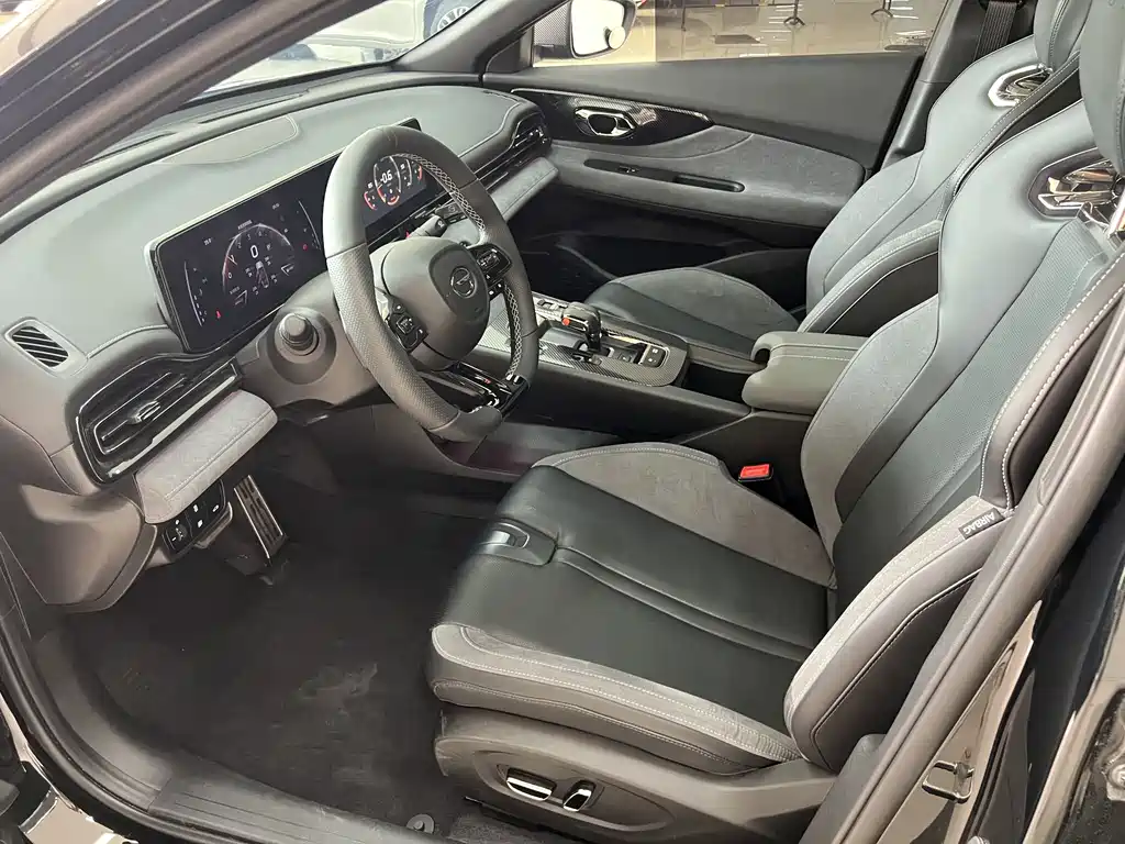 Shadow Leopard 2023 400T automatic R PRO купить на сайте DeffCars