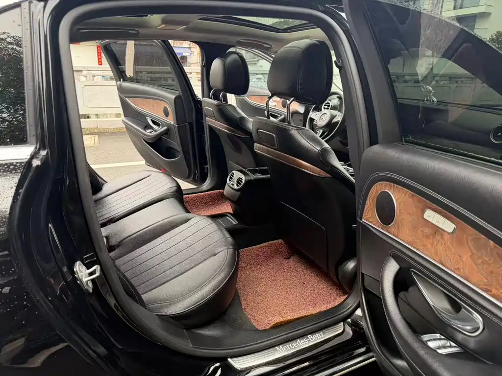 Mercedes-Benz E-Class 2016 E 300 L Luxury Model купить на сайте DeffCars