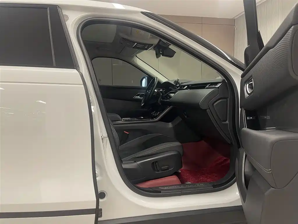 Range Rover Velar 2019 250PS купить на сайте DeffCars