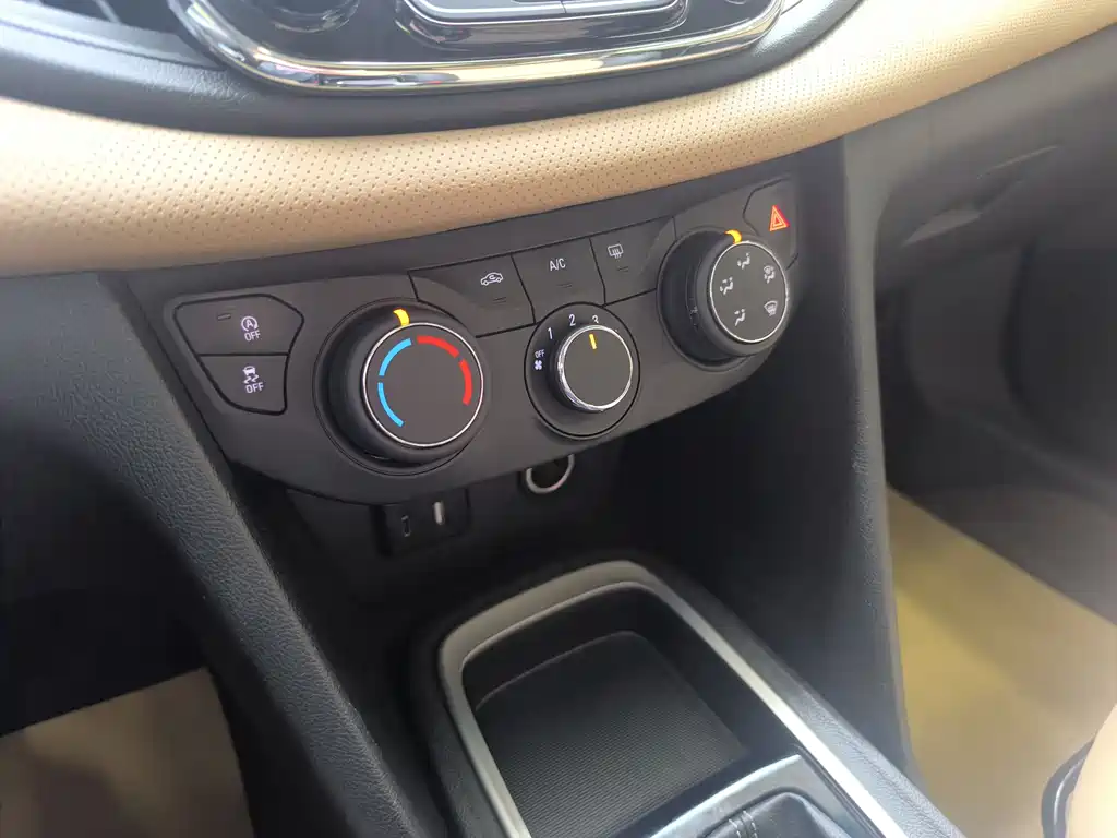 Cruze 2022 320 Automatic Sunroof Edition купить на сайте DeffCars