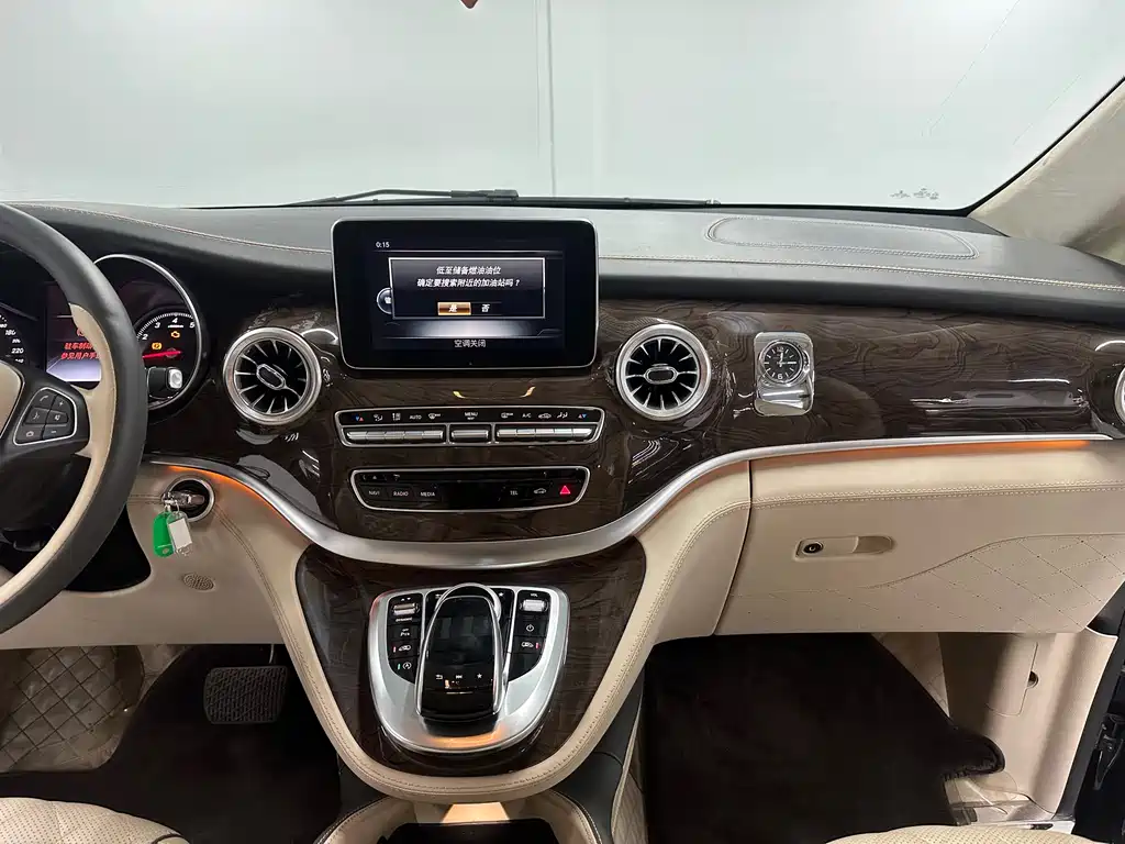 Mercedes-Benz V-Class 2018 V 260 L Premium Extended Edition National VI купить на сайте DeffCars