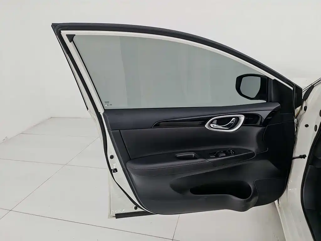 Sylphy 2021 Classic 1.6XL CVT Deluxe Edition купить на сайте DeffCars