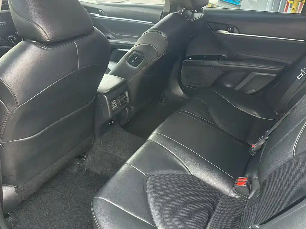 Camry 2019 facelift 2.5G Deluxe Edition купить на сайте DeffCars