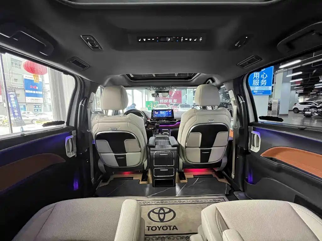SIENNA 2023 2.5L Hybrid Extreme Edition купить на сайте DeffCars