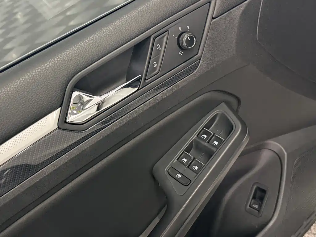 Lingdu 2019 280TSI DSG Comfort Edition National V купить на сайте DeffCars