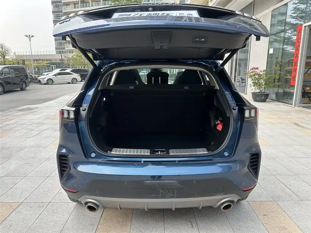 Lynk & Co 06 2020 1.5T Yao Halo купить на сайте DeffCars