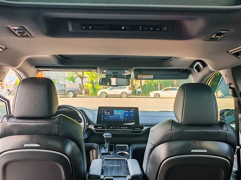 SIENNA 2023 2.5L Hybrid Extreme Edition купить на сайте DeffCars
