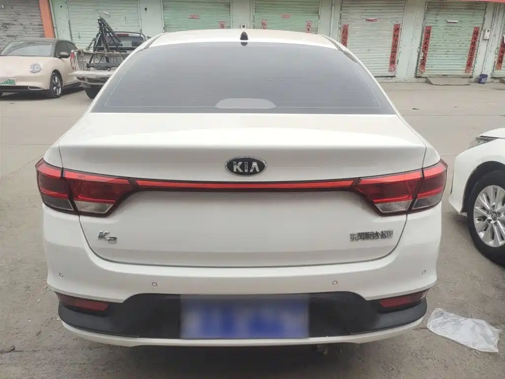 Kia K2 2017 Sedan 1.4L MT 15th Anniversary Special Edition GLS купить на сайте DeffCars