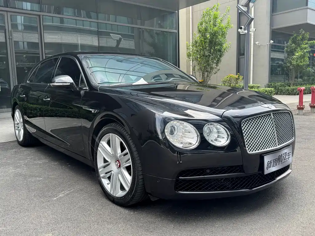 Flying Spur 2017 4.0T V8 Standard Edition купить на сайте DeffCars
