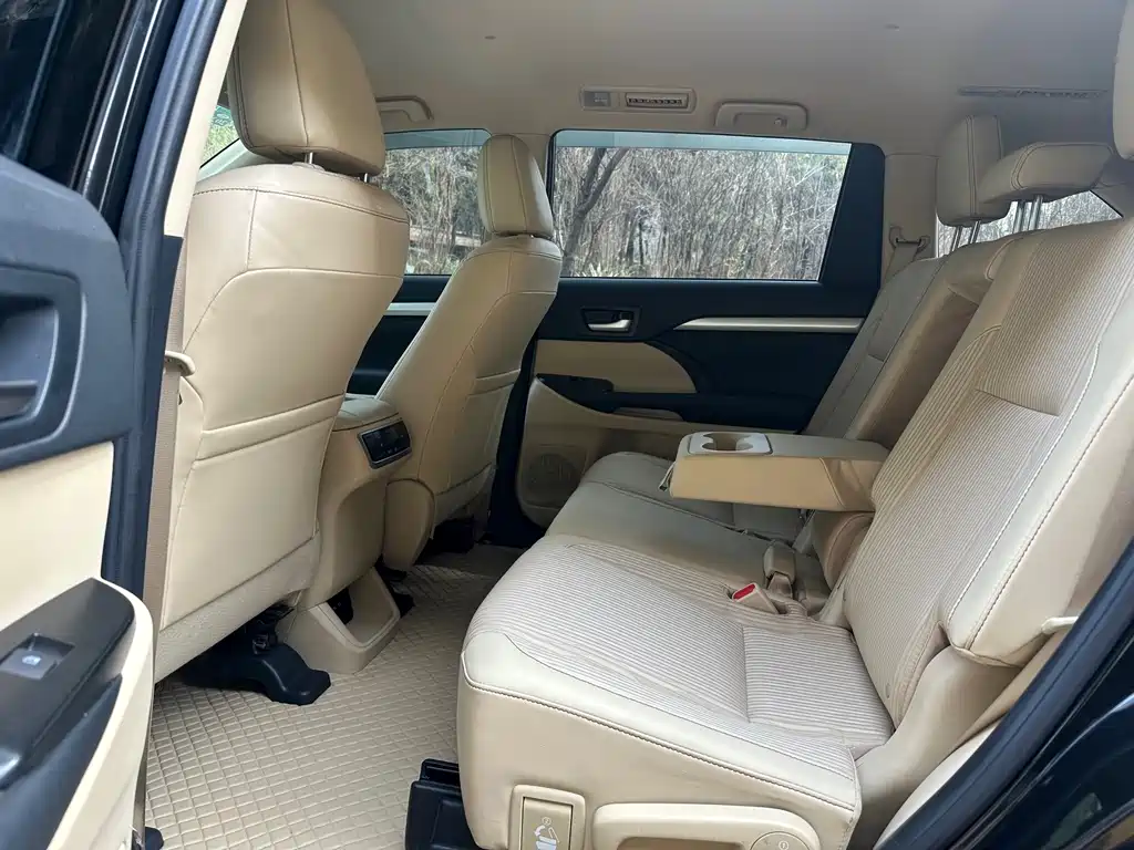 Highlander 2021 2.0T four-wheel drive elite version 7 seats купить на сайте DeffCars