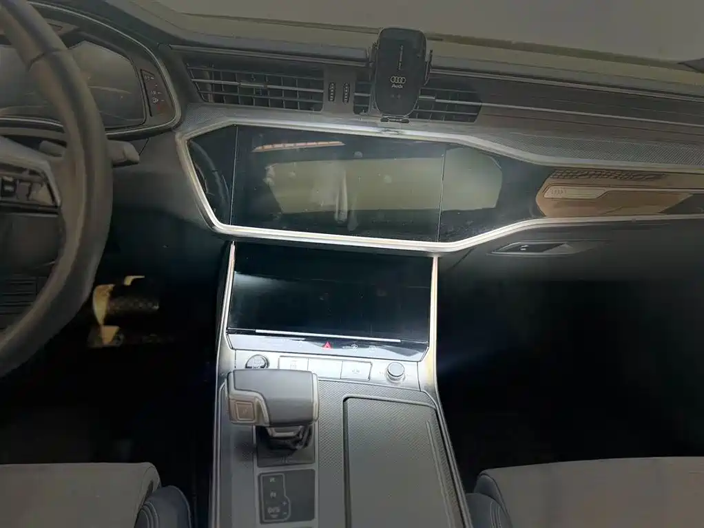 Audi A6L 2024 40 TFSI luxury and dynamic model купить на сайте DeffCars