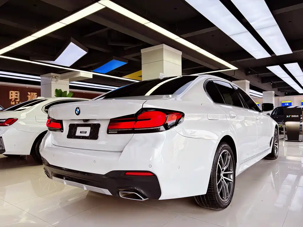 BMW 5 Series 2021 facelift 525Li M Sports Package купить на сайте DeffCars