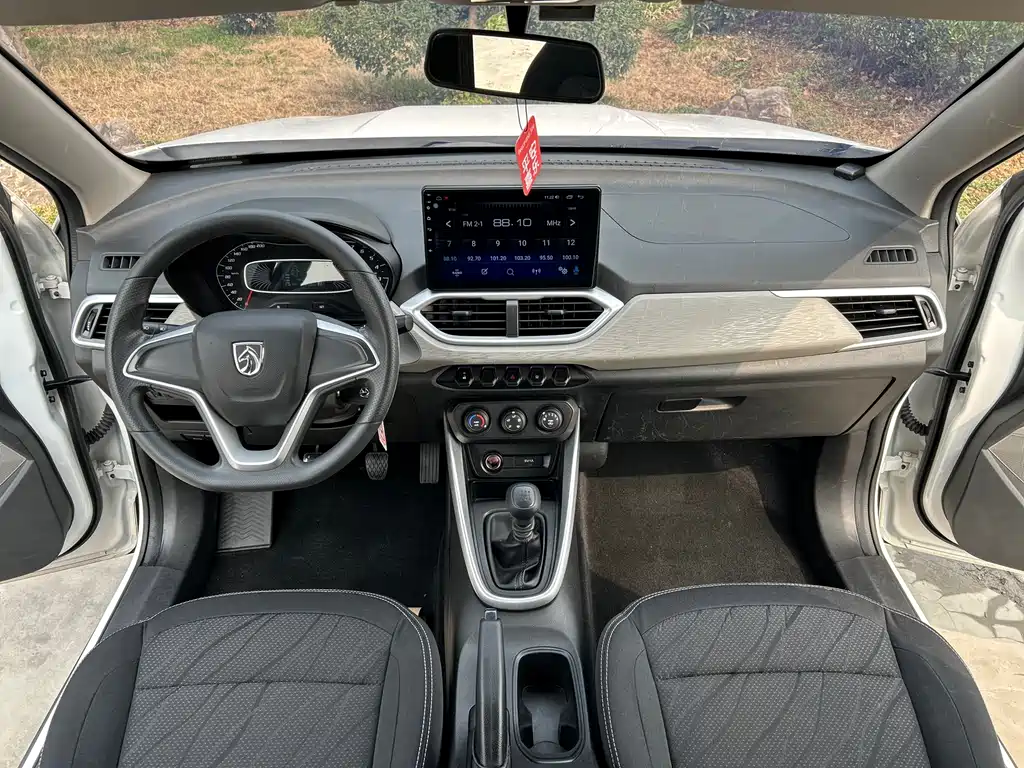 Baojun 510 2021 1.5L manual version купить на сайте DeffCars