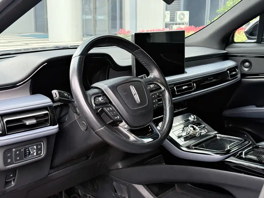 Voyager 2021 2.0T four-wheel drive elegant version купить на сайте DeffCars
