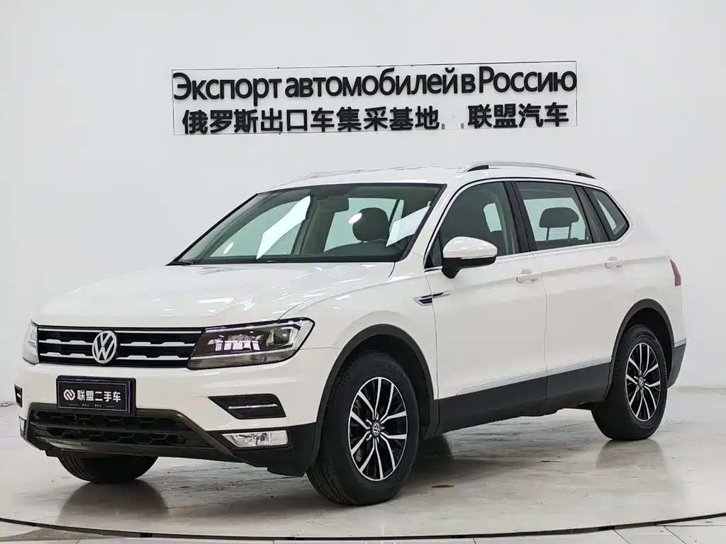 Tiguan L 2017 330TSI automatic two-wheel drive comfort version купить на сайте DeffCars