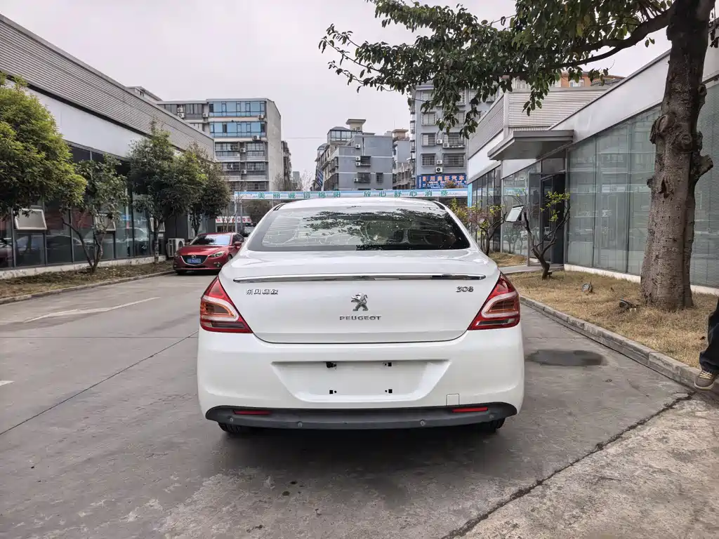Peugeot 308 2014 Enjoy Edition Classic 1.6L Automatic Premium Model купить на сайте DeffCars