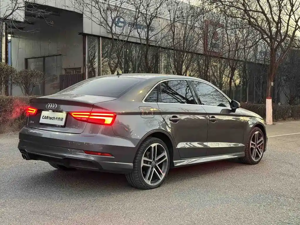 Audi A3 2020 Limousine 35 TFSI Fashion Type National V купить на сайте DeffCars